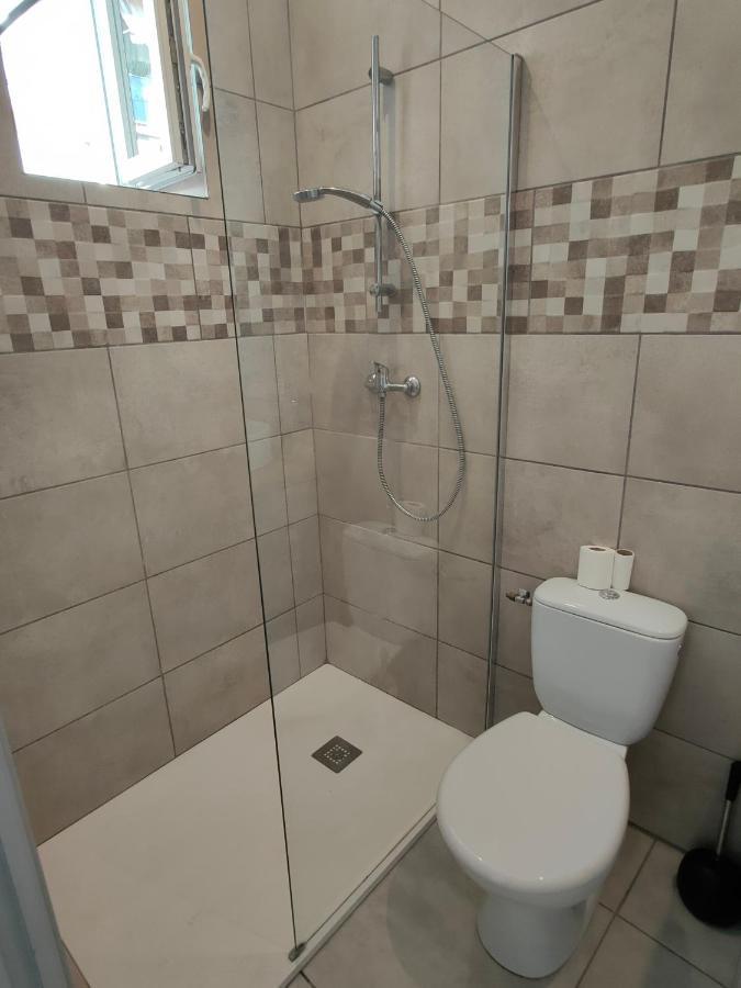 Joli Apparemment Type Loft Apartamento Clavaillan Exterior foto