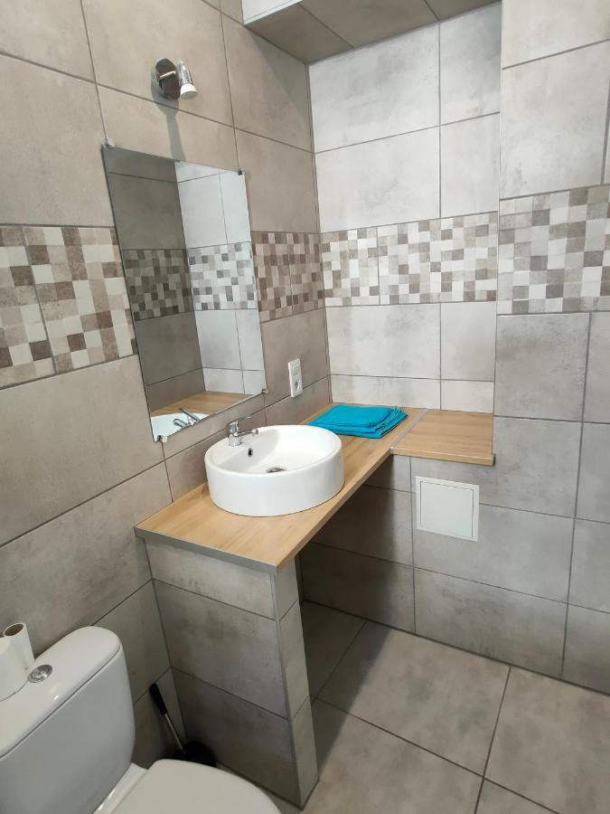 Joli Apparemment Type Loft Apartamento Clavaillan Exterior foto